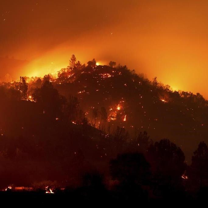 Firefighters make progress against California wildfire, but heat and fire risks grow in the West